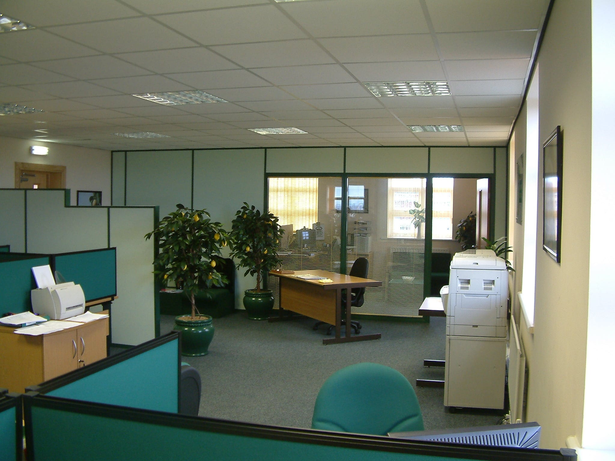 Choosing the best office furniture for the workplace