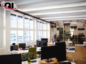 Understanding The Benefits And Drawbacks To An Open Plan Office Space